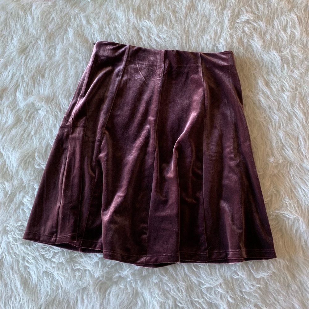 NWOT Gap Velvet Skirt - Picture 5 of 6